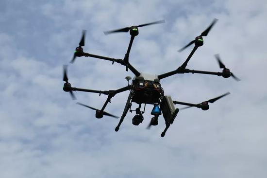 ���׷���