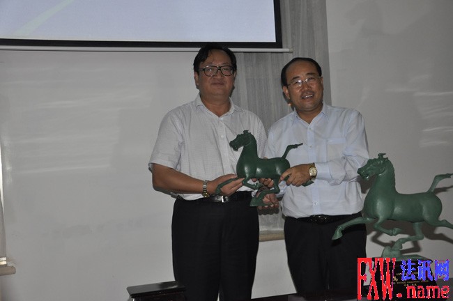 ������ί��ǻ��ٹ���һ�������������ͼ���Ʒ